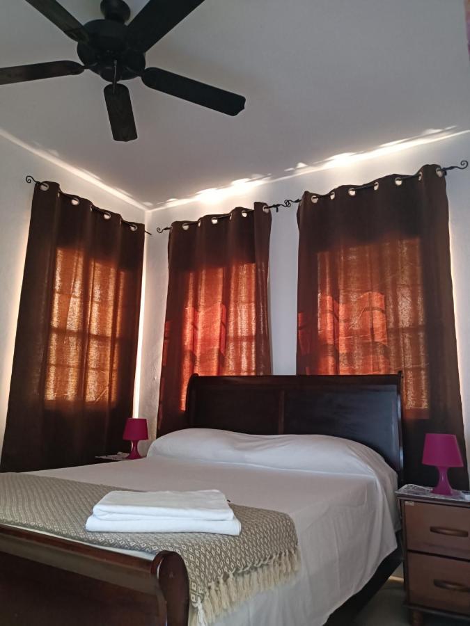 Holiday Home Belvedere Dickenson Bay Bilik gambar