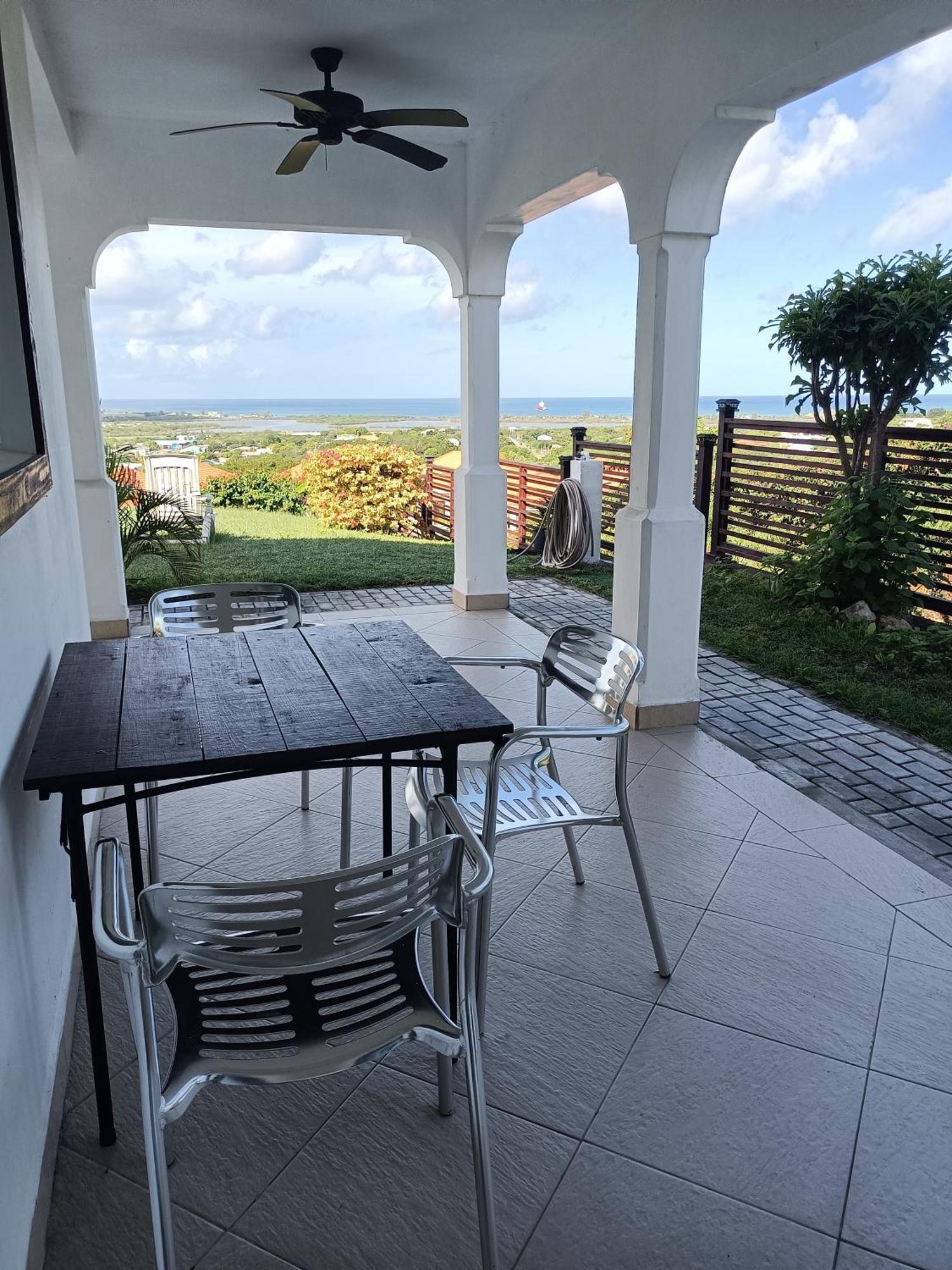 Holiday Home Belvedere Dickenson Bay Bilik gambar